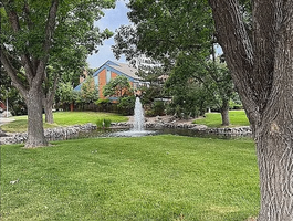 10210 W Alamo Pl, Littleton, CO 80127, USA, 2 bds / 2 ba / 1331 sqft
