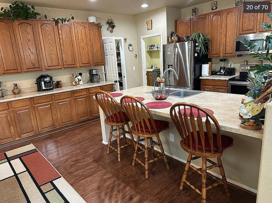 13415 Kearney St, Thornton, CO 80602, USA, 3 bds / 3 ba / 3950 sqft