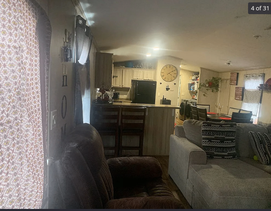 1984 Buckley Way #209, Aurora, CO 80011, USA, 3 bds / 2 ba / 924 sqft