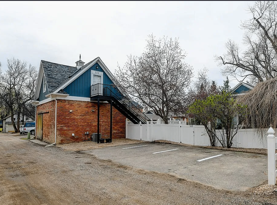 320 E Mulberry St, Fort Collins, CO 80524, USA, 6 bds / 5 ba / 3811 sqft