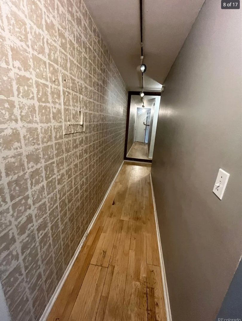 1245 N Race St apt 306, Denver, CO 80218, USA, 2 bds / 1 ba / 836 sqft
