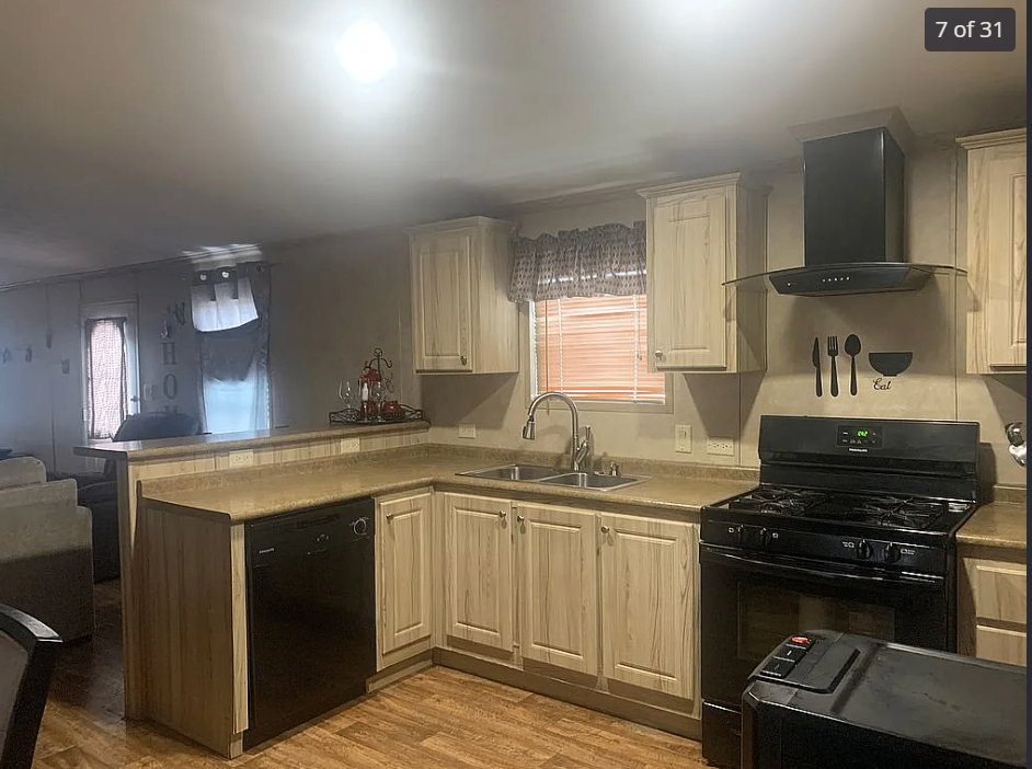 1984 Buckley Way #209, Aurora, CO 80011, USA, 3 bds / 2 ba / 924 sqft