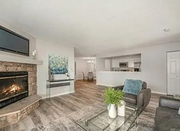 12093 W Cross Dr apt 107, Littleton, CO 80127, USA