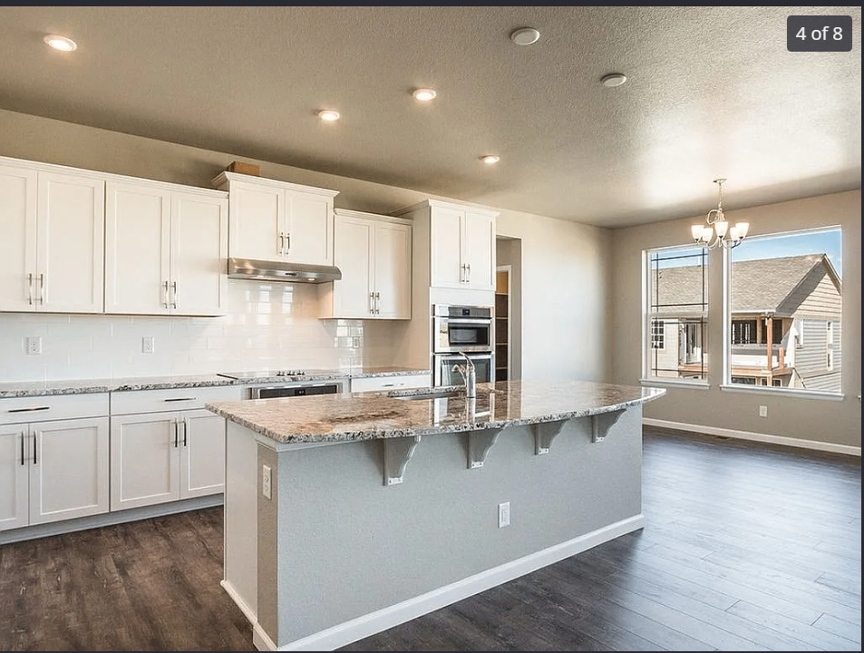 23917 E Rocky Top Ave, Aurora, CO 80016, USA, 3 bds / 3 ba / 2697 sqft