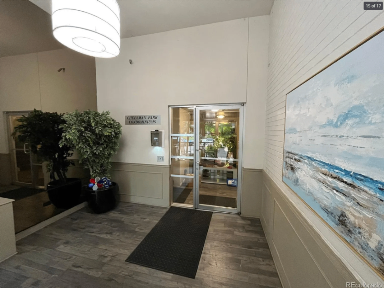 1245 N Race St apt 306, Denver, CO 80218, USA, 2 bds / 1 ba / 836 sqft