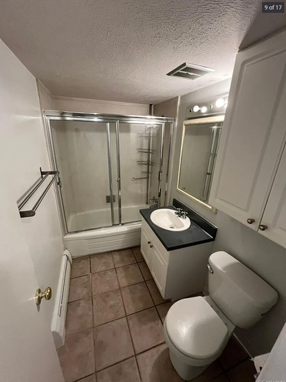 1245 N Race St apt 306, Denver, CO 80218, USA, 2 bds / 1 ba / 836 sqft