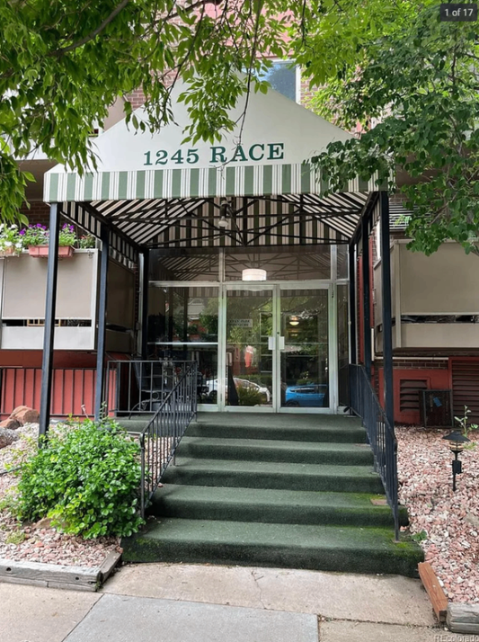 1245 N Race St apt 306, Denver, CO 80218, USA, 2 bds / 1 ba / 836 sqft