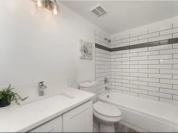 12093 W Cross Dr apt 107, Littleton, CO 80127, USA